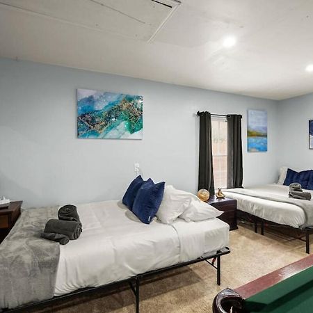 5Br Retreat With Game Room, Hot Tub & Big Yard - Sleeps 16 - 15 Min To Dt Austin Eksteriør billede