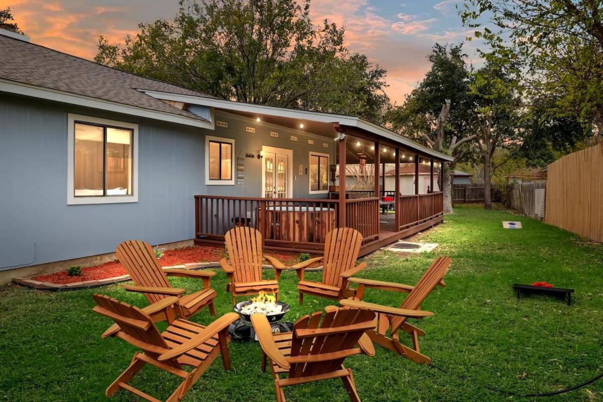5Br Retreat With Game Room, Hot Tub & Big Yard - Sleeps 16 - 15 Min To Dt Austin Eksteriør billede